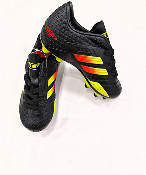 Ghete de fotbal ( р-р 26-31) RED 85292